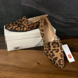 New with box and tags Womens cheetah loafers